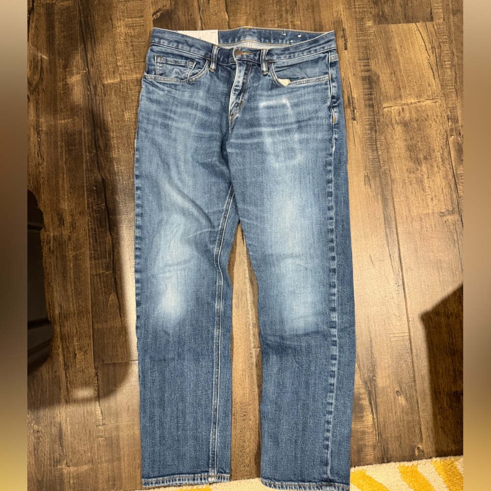 Men’s BR jeans with light wear